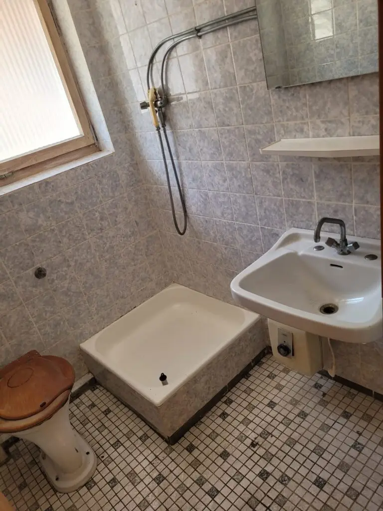 Aufgeräumter Raum nach Entrümpelung